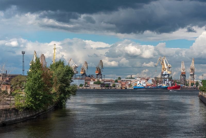 город, архитектура, санкт-петербург, васильевский остров, балтийский завод, гутуевский остров, непарадный петербург, река eкатерингофка Индустриальный летний Петербург в ожидании дождя фото превью
