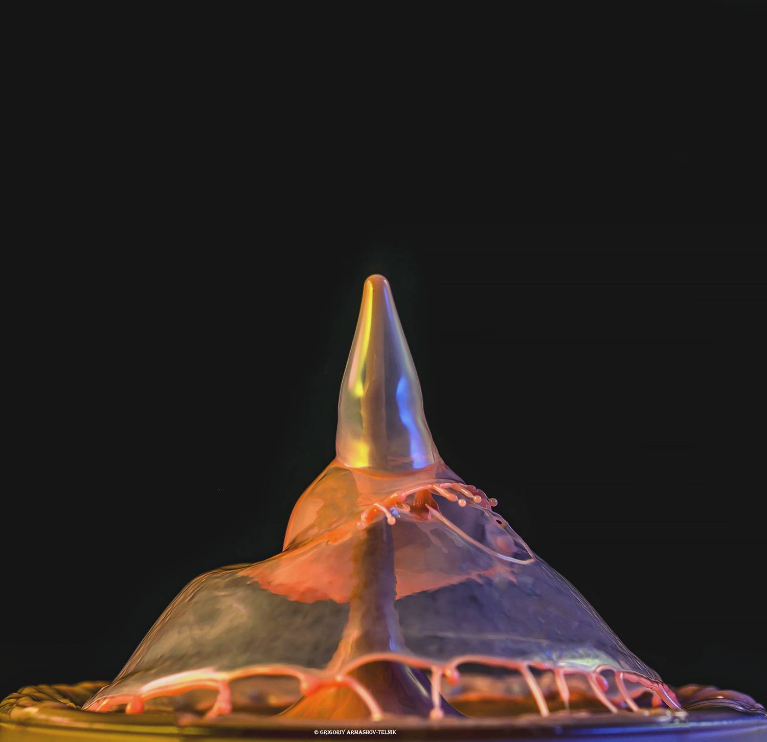 drops, liquid, water, macro, red, colour photo,, Армашов-Тельник Григорий