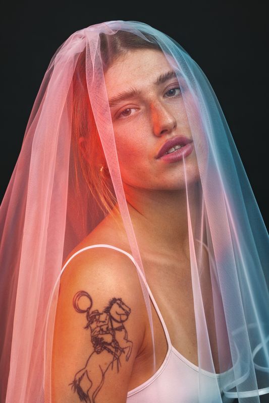 Sara фото превью