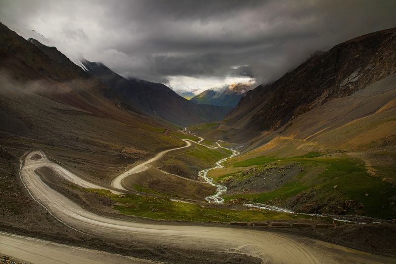 abashkin sergey, абашкин сергей, природа, forest, nature, пейзаж, суек, горы, кыргызстан, облака,  тяньшань, скалы, киргизия,  перевал Спуск с перевала Суек.Киргизия (Кыргызстан) фото превью