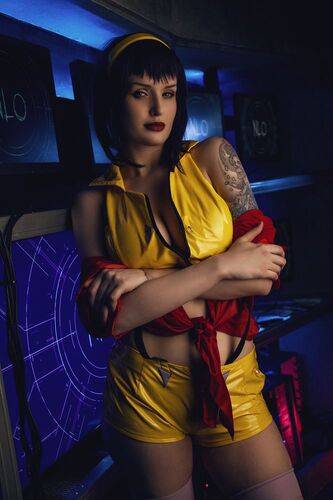 Faye Valentine - Cowboy Bebop by Neo Geisha