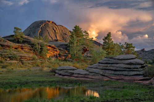 Закат в Баянауле