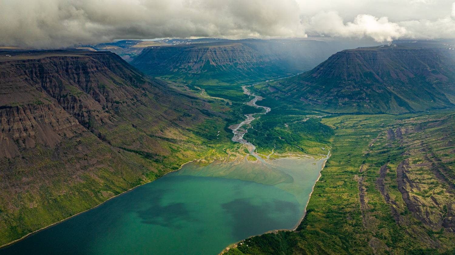 , Владислав Саморуков