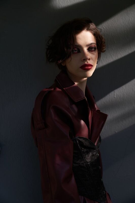 Дора фото превью