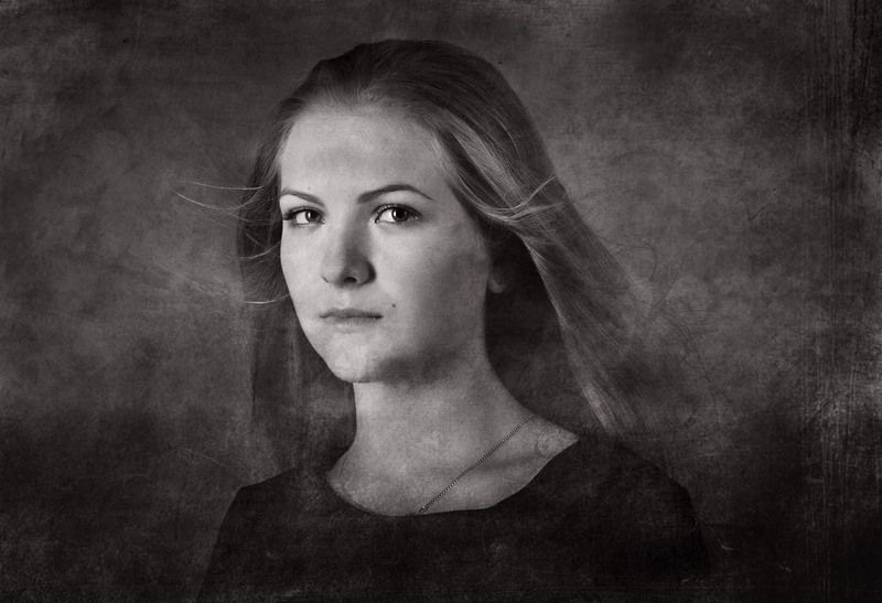 портреты девушек фото превью