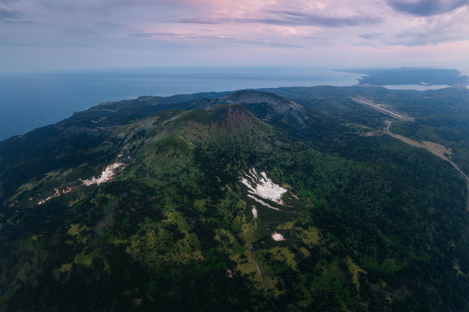кунашир, сахалин, сахалинская область, курилы, курильские острова, вулкан менделеева, kuril islands, far east, дальний восток, kunashir, фумарола, ревущая, вулкан, закат, Телешов Александр