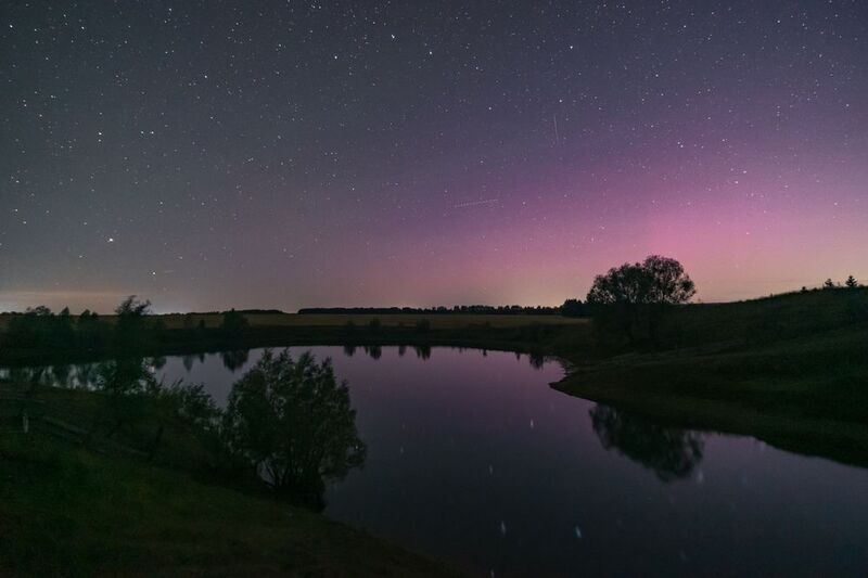 Ночной Август с полярным сиянием фото превью