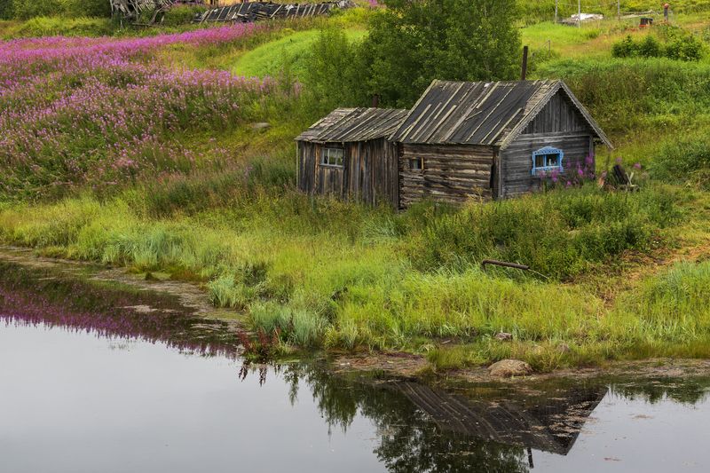 Банька у реки фото превью