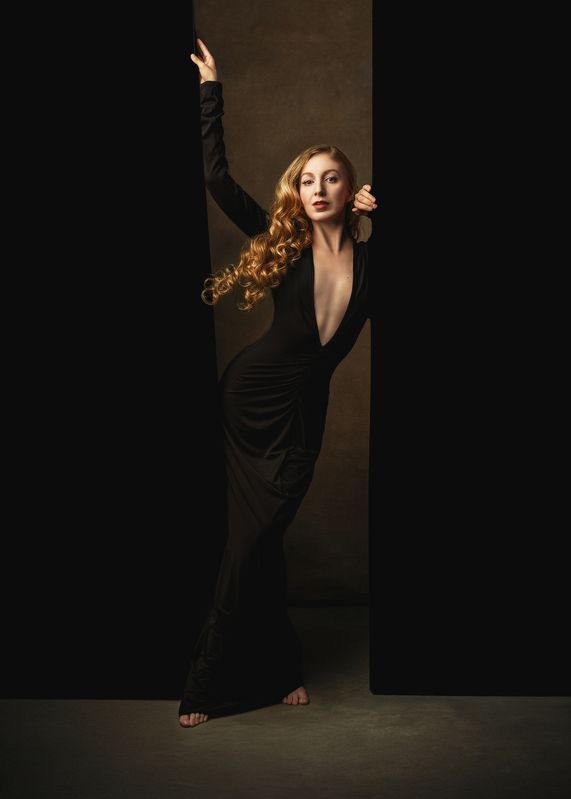 женская фотосессия, Москва, женский фотограф, фотосессия для женщин 40+, женские истории, портретная фотосессия, стильная фотосессия, фотосессия 40+, женская красота, уверенность в себе, зрелая красота, профессиональная фотосессия  фото превью