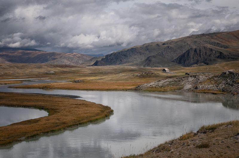С долиной наедине фото превью