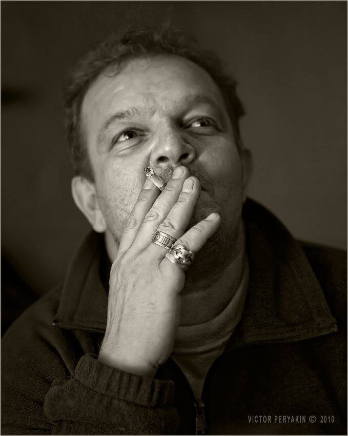 , Виктор Перякин