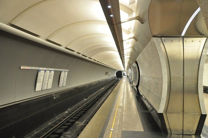 Станция метро \