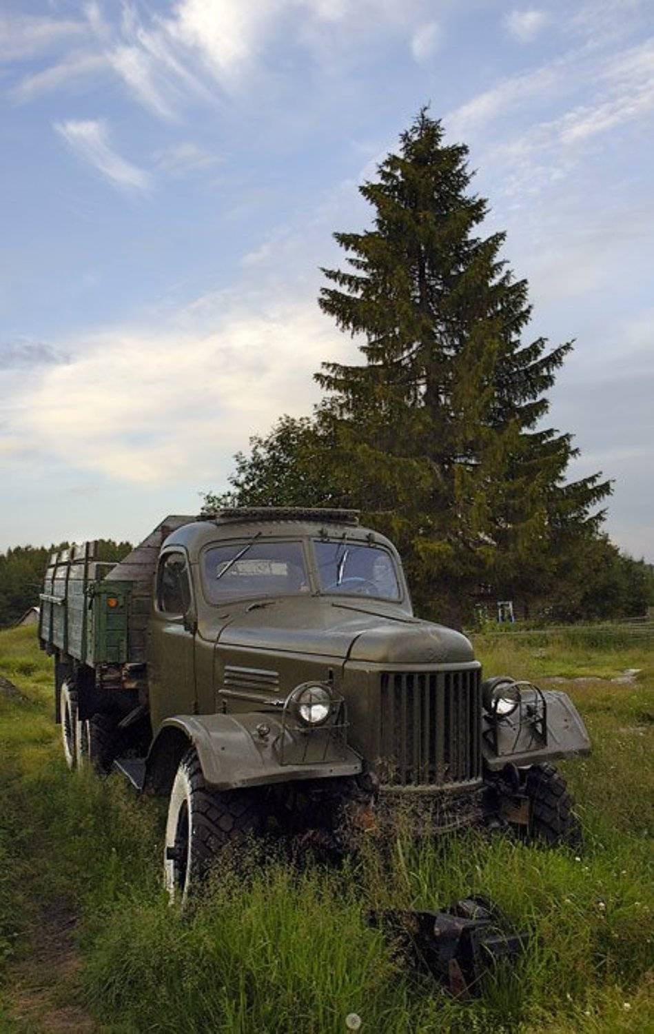 , Юрий Охлопков
