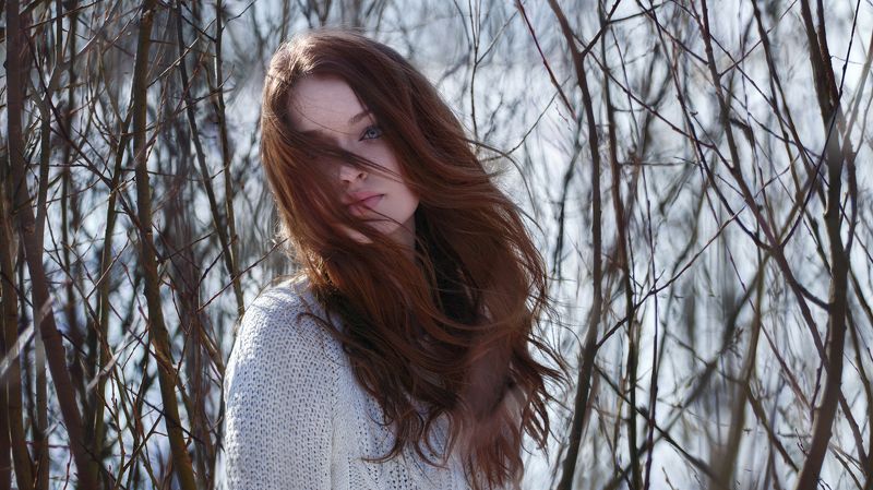 голубые глаза, мягкий свет, светлые волосы, длинные волосы, контровой свет, девушка, женщина, в парке,зима, портрет,blue eyes, soft light, blond hair, long hair, backlight, girl, woman, park, winter, portrait,headsho  фото превью