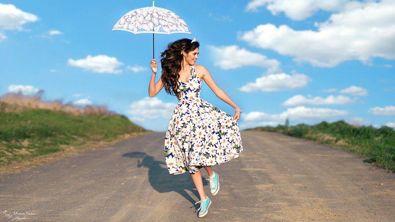 85mm, clouds, happy, mariya yilmaz, nikon d610, road, summer, umbrella, дорога, жара, зонтик, лето, мария йылмаз, настроение, небо, облака, счастье, Мария Йылмаз