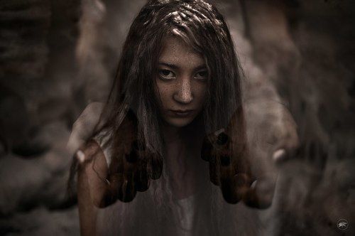 Похожая на ведьму