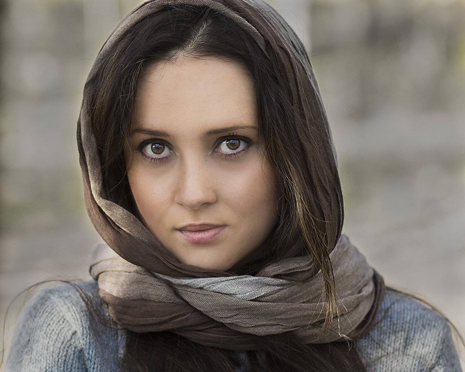 Большие глаза, Брюнетка, Девушка, Красивая, Молодая, Платок, Юная, Наталья Бочкарева