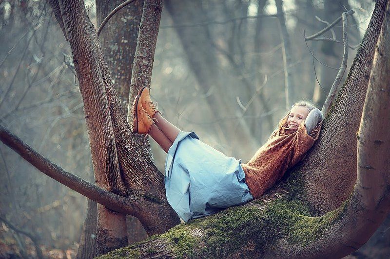 made, human, sunlight, clothing, barefoot, baby, children, fun, ethnicity, park, vibrant, green, toddler, foot, day, happiness, friendship, bright, only, grass, playing, summer, offspring, casual, picnic, people, springtime, caucasian, family, leg, three,  фото превью