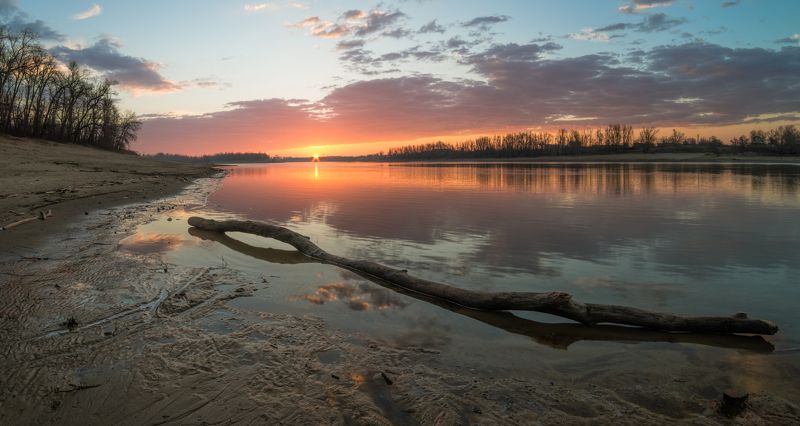 Солнце встаёт фото превью