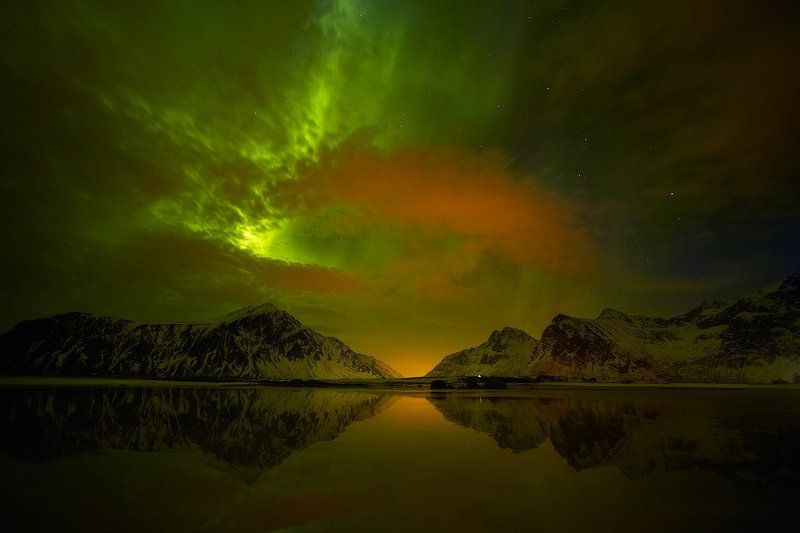 Aurora borealis, Lofoten, Norway, Ramberg, Skagsanden, Skagsanden beach, Горы, Отражение, Пляж, Северное сияние, Сияние *** фото превью