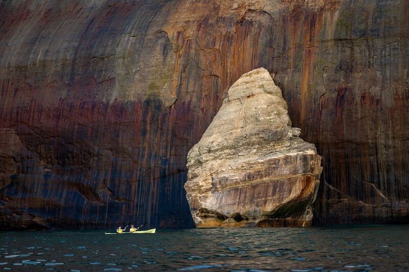lake superior, upper peninsula of michigan, pictured rocks  фото превью