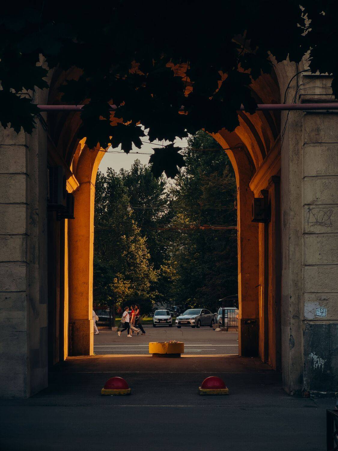 , ALISA NEZHINSKAYA