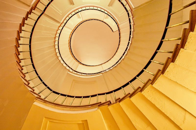 По спирали фото превью