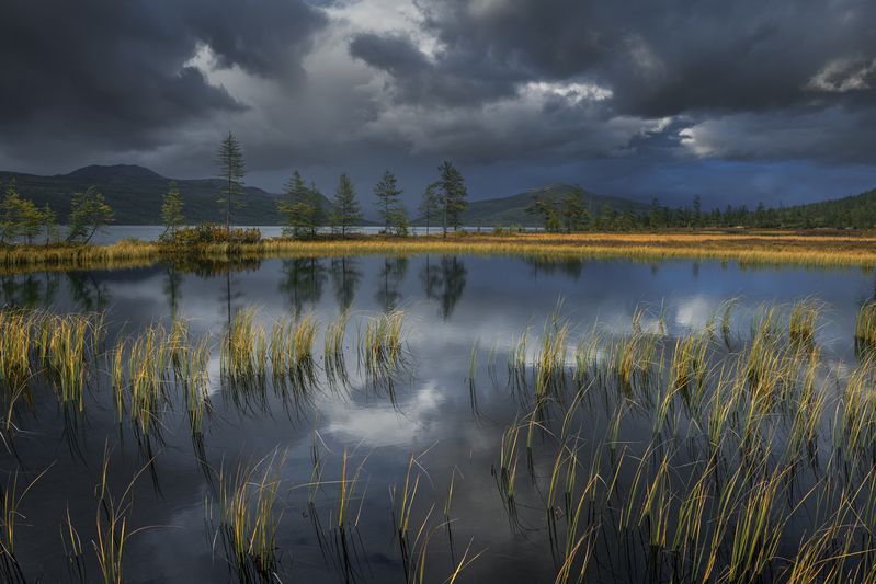 озеро джека лондона Страшно красиво.... фото превью