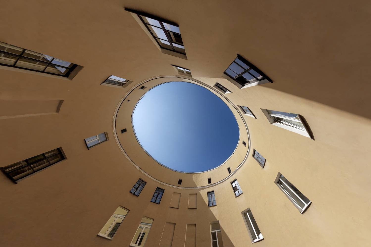 город архитектура старинная застройка двор, Тамара