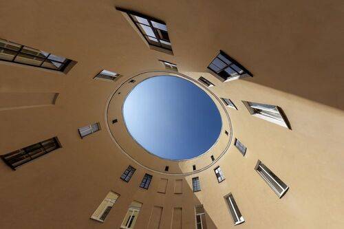 Round yard