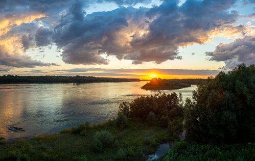 Катунь перед слиянием с Бией.
