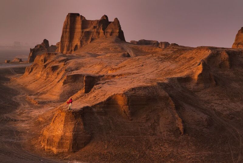 Закат в пустыне Дашт-э Лут фото превью