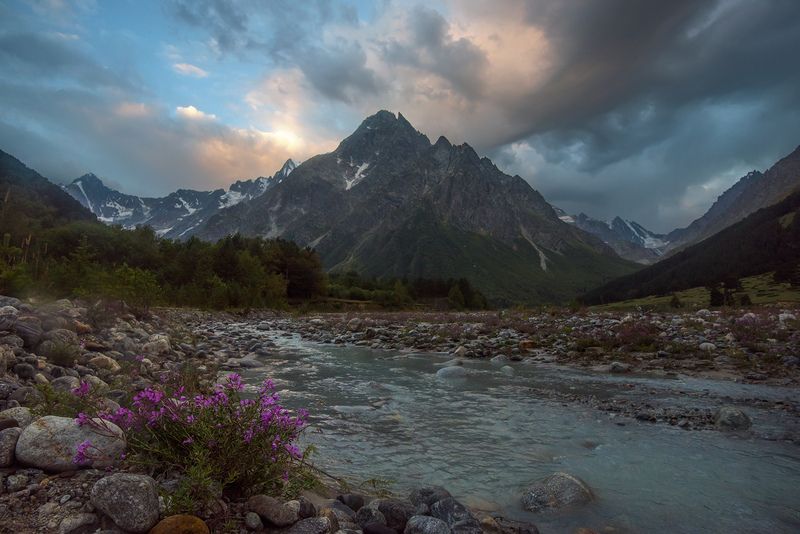чегемское ущелье, кабардино-балкария Утренний Тихтенген фото превью