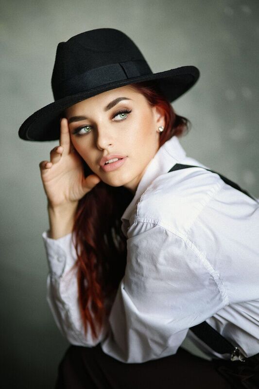 дело в шляпе фото превью