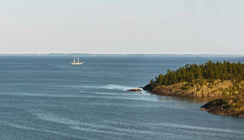 Ладожский пейзаж с корабликом фото превью