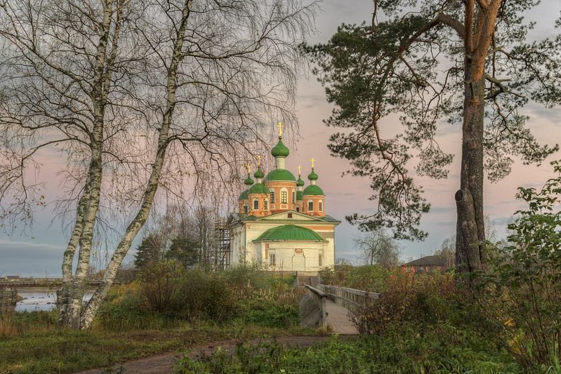осень, остров, церковь, мост  фото превью