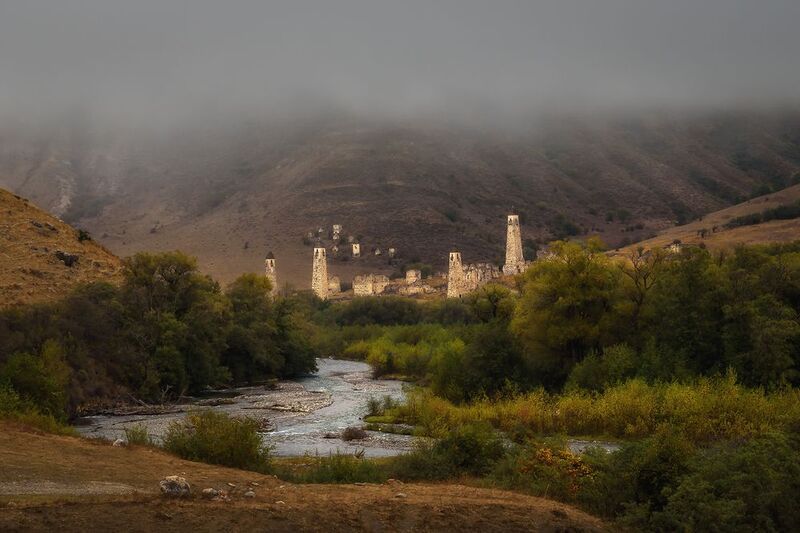 кавказ, ингушетия, горы, башня, башни, крепость, горная река, архитектура, таргим Горская цитадель фото превью