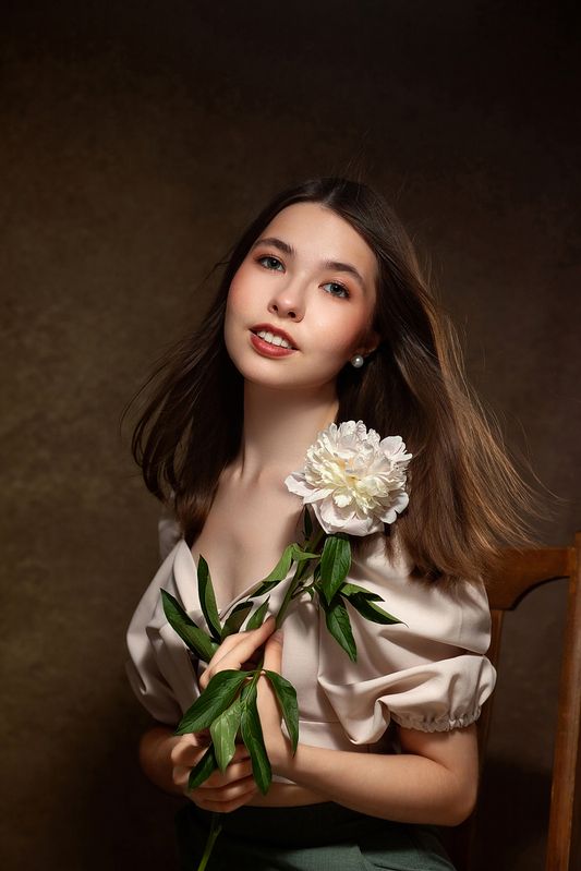 с пионом фото превью