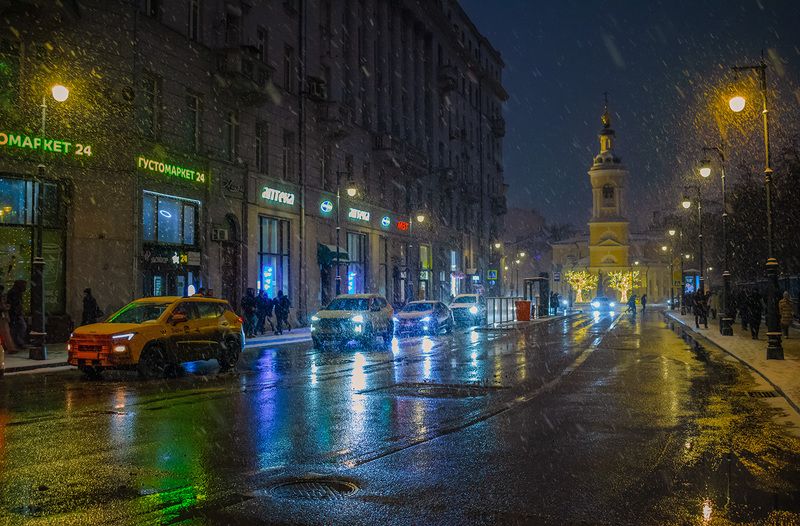 москва, вечер, зима, снегопад Мокрый снег фото превью