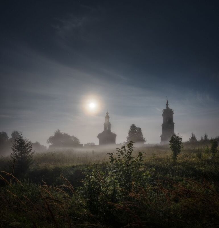 ночь, луна, село, церковь Сельская ночь. фото превью