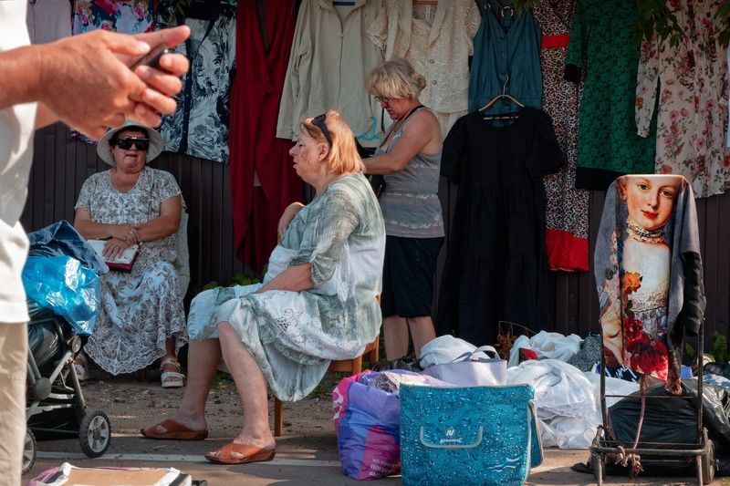 На рынке фото превью