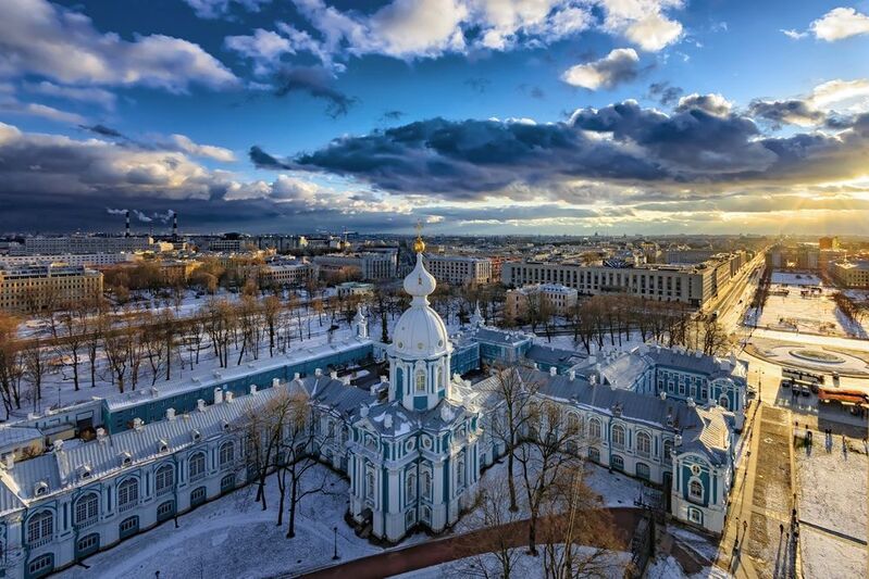 город архитектура высокий ракурс небо собор Город с высоты фото превью