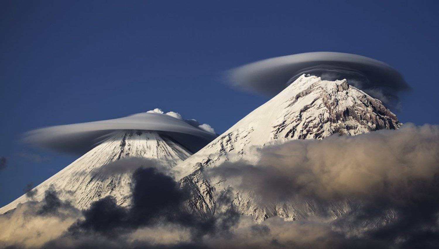 Вулкан, Вулканы, Камень, Камчатка, Ключевская, Лентикулярные, Облака, Облако, Шапка, Войчук Владимир