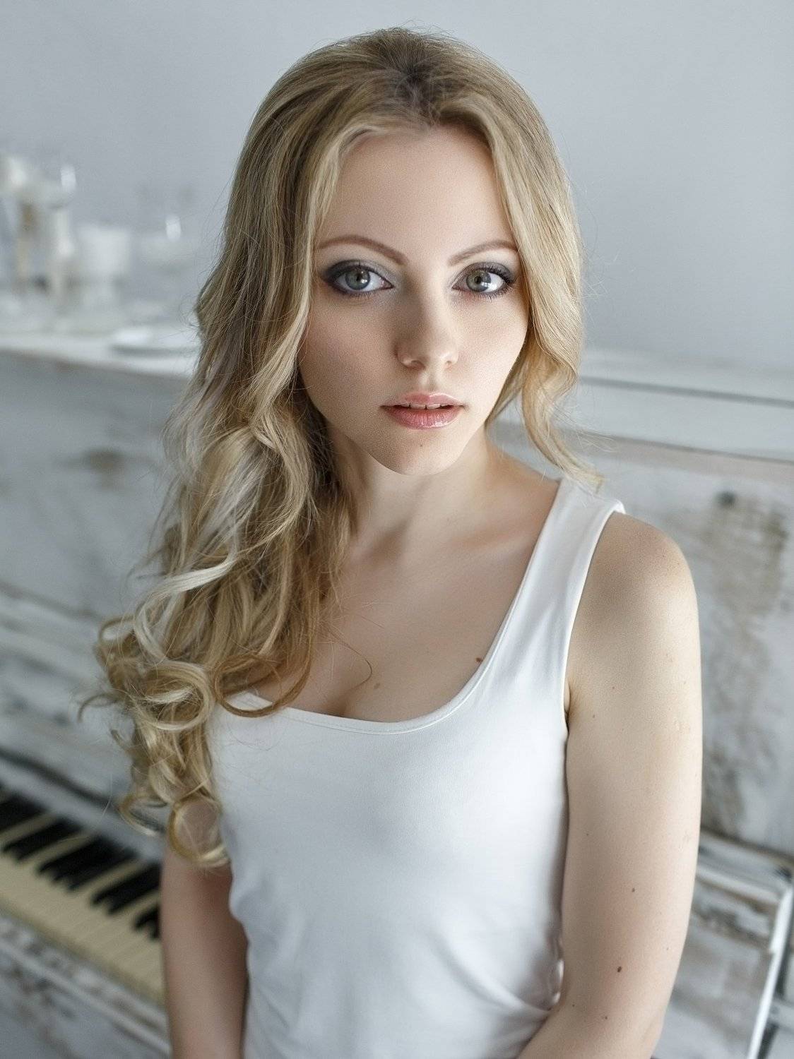 , Артем Медведев