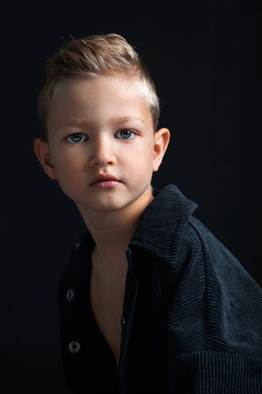 Adam фото превью