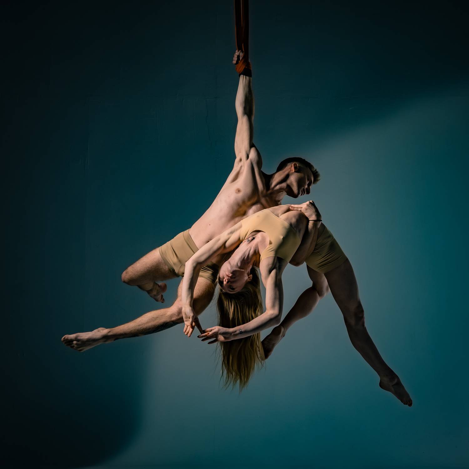 студийное фото воздушных гимнастов, Андрей Руфеев