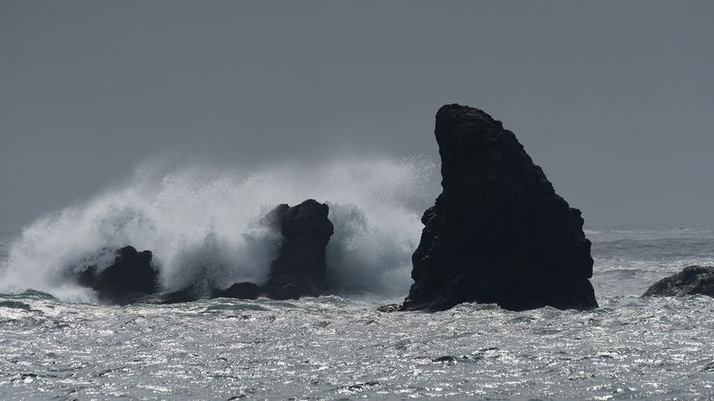 Шикотан, Курилы, шторм Штормит фото превью