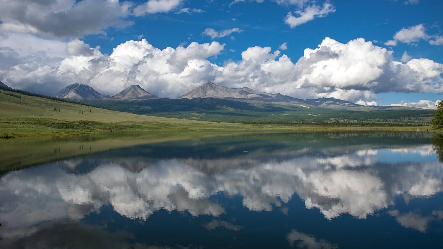 монголия, горы, лето, облака, озеро, горы, отражение, Юрий Мальцев