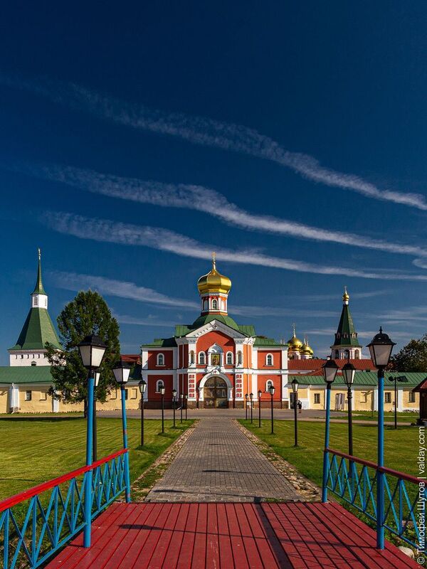 иверский монастырь, валдай Небо в полосочку фото превью