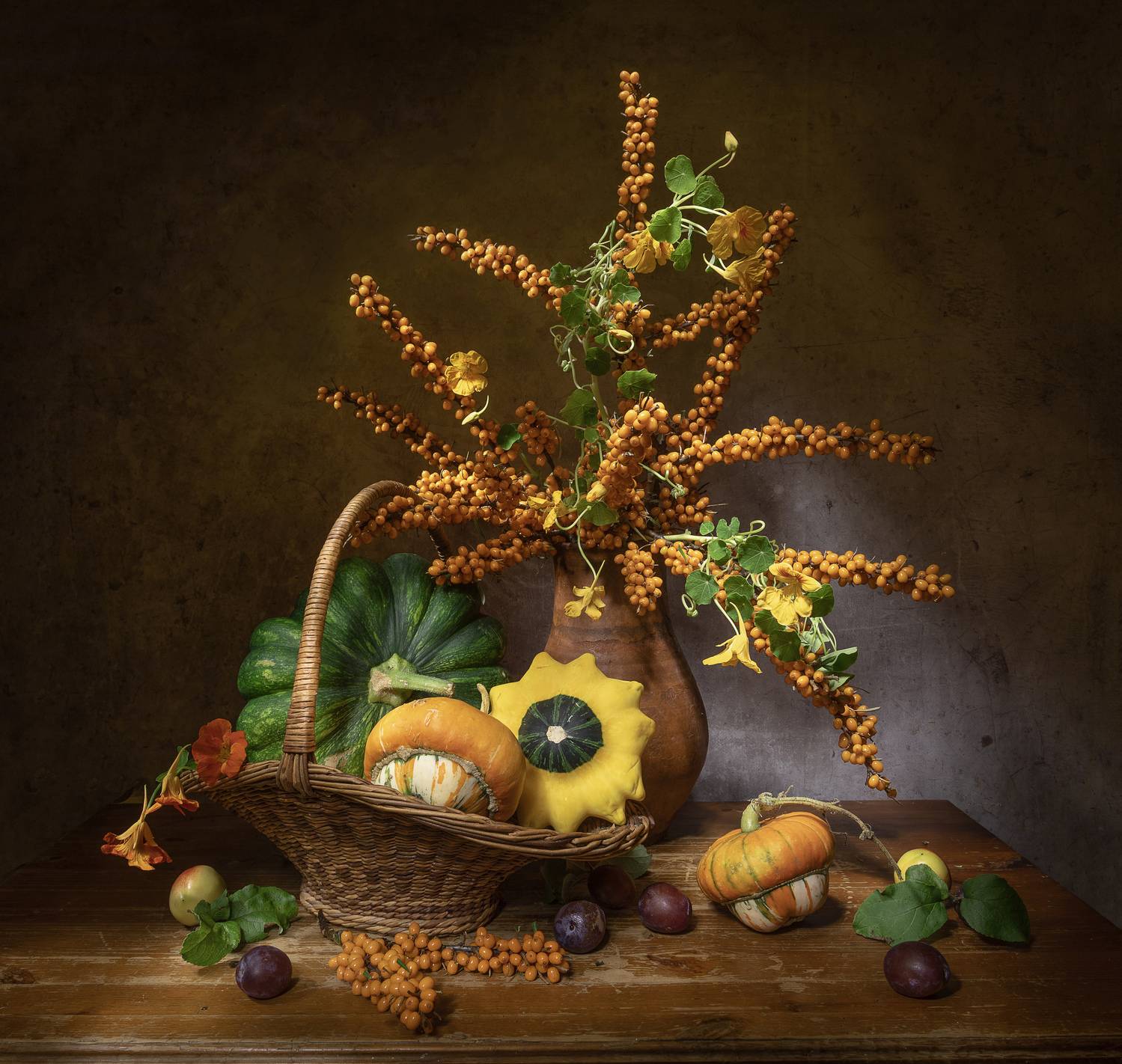 натюрморт, облепиха, настурция, тыква, тыквы, Татьяна Феденкова